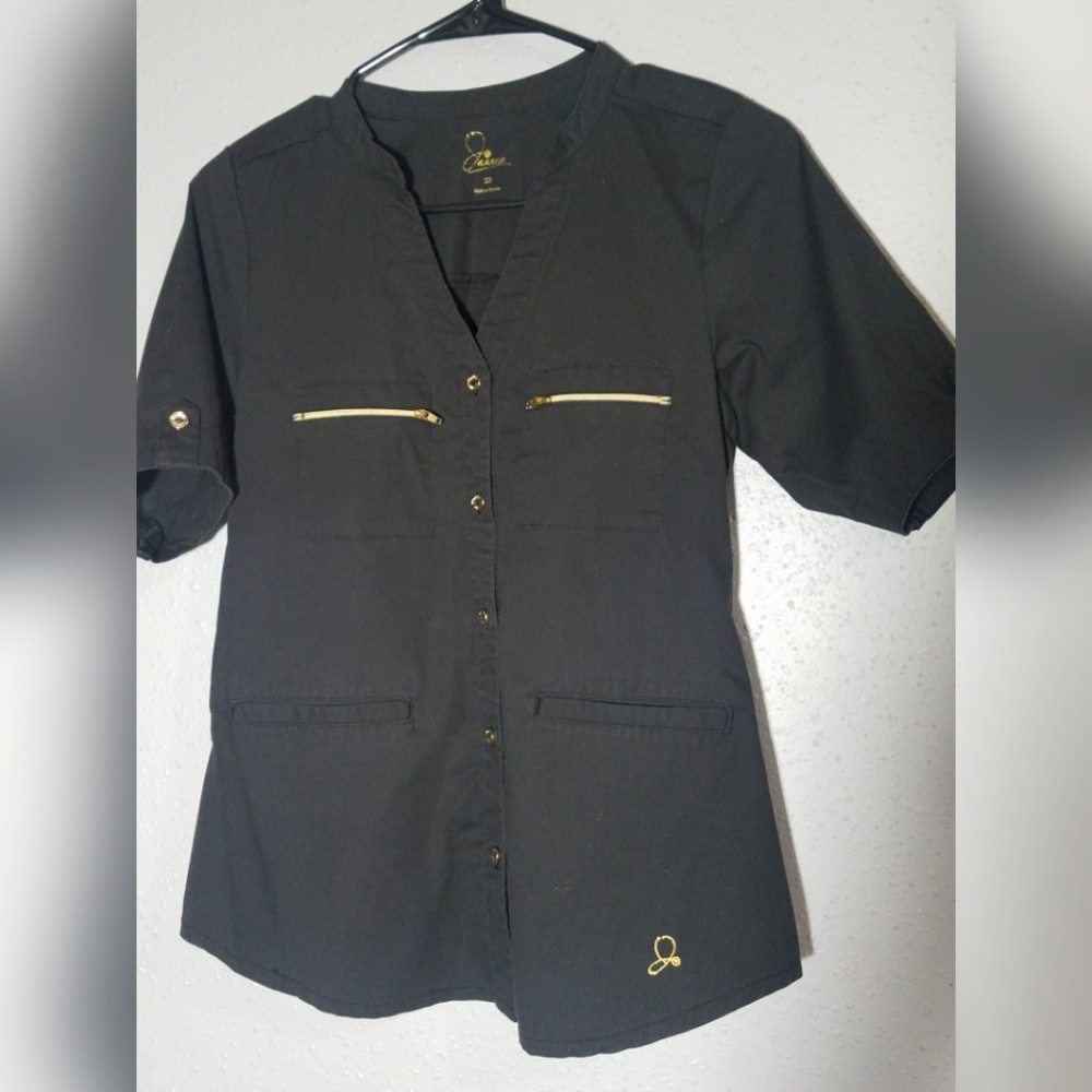 Jaanuu scrub top